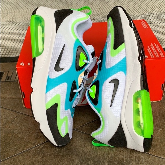 • NIKE AIR MAX 200 SE white/black-electric green M - Picture 8 of 16